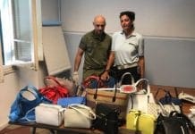 Loano – Controlli anti abusivi sulle spiagge, inseguimenti in mare