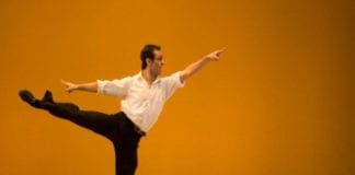 Chiavari, Narcissus di Alex Atzewi al Palazzatto dello Sport