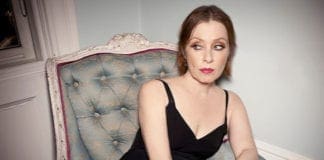 Musica – Suzanne Vega in concerto a Milano con Gerry Leonard