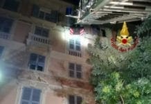 Genova, crolla intonaco in corso Carbonara a Castelletto