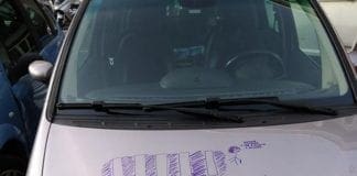 Sanremo – Auto in sosta vietata disegnate per “punizione” – FOTO