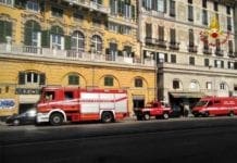 Fiamme nel vano scale in via Gramsci: intervento dei Vigili del Fuoco