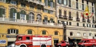 Fiamme nel vano scale in via Gramsci: intervento dei Vigili del Fuoco