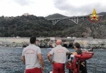 Vesima, accusa malore in mare: morto 70enne