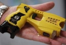 Menesseno, 41enne muore dopo essere stato colpito da taser taser