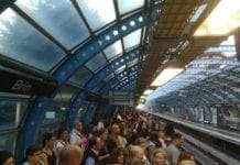 Genova, Metro sovraffolata e disagi a Brin