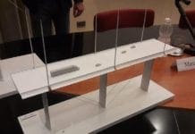 Ponte di Genova, l’ad di Autostrade Castellucci rompe il plastico di Renzo Piano