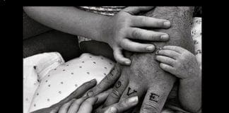 Robbie Williams papà a sorpresa: è nata Colette da mamma surrogata