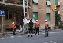 Ponte Morandi, pullman di giornalisti soluzione tecnica per non intralciale le operazioni