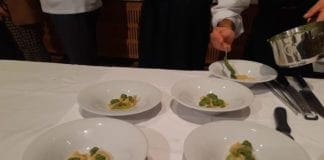 Ravioli con il pesto per il gemellaggio gastronomico ligure-piemontese