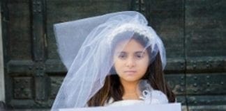 Spose bambine, ogni anno 12 milioni di matrimoni con minorenni