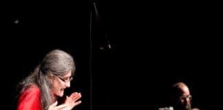Teatro della Tosse, la Divina Commedia con gli esercizi per voce e violoncello di Chiara Guidi