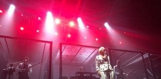 Malika Ayane e il suo Domino al Politeama Genovese