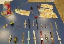 Bolzaneto, sorpreso a rubare in un appartamento: arrestato 40enne