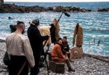 Cavalieri e combattimenti sulla spiaggia di Quinto, ma è solo una fiction