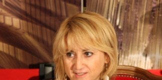 Luciana Littizzetto – Il nuovo libro “Ogni cosa è fulminata” presentato oggi alla Feltrinelli di Genova