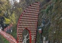 Portofino – Sui sentieri compaiono “strane porte” e i residenti protestano