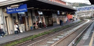 Genova, accusa un malore a bordo di un treno: ragazza salvata da un agente
