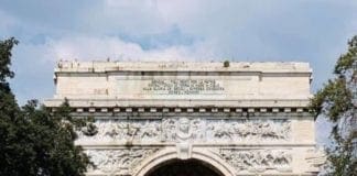 Festa della Bandiera – Polemiche su come esporla e le “leggende metropolitane”