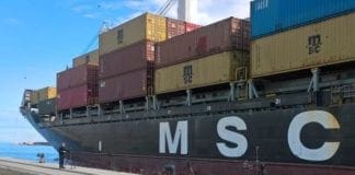 Calata Bettolo, prima nave Msc attracca al termina