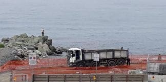 Voltri – Terriccio e limo del torrente San Pietro di Prà per ripascimento della spiaggia