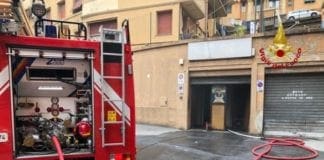 Sampierdarena, fiamme in un locale religioso di via Caveri