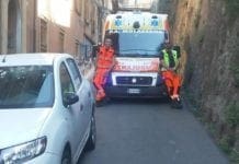 Genova – Ambulanze bloccate da auto in sosta a Molassana