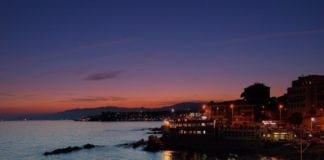 Genova, rubano barca a Priaruggia e rischiano di affondare: ricercati tre giovani