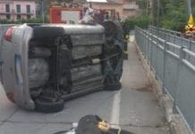 Val Graveglia, si cappotta con l’auto: ragazzo salvato dai Vigili del Fuoco