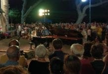Castelletto – Folla entusiasta al concerto per pianoforte di Elisa Tomellini sulla Spianata