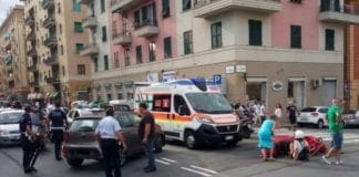 Voltri – Incidente in via Camozzini, auto contro scooter