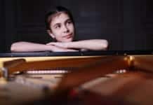 Teatro Carlo Felice, stasera il concerto della giovane pianista Alexandra Dovgan