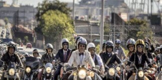 Corsa benefica di centauri a Genova: oggi ritorna “Distinguished Gentleman’s Ride”