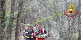 Fungaiolo disperso nei boschi di Beverone recuperato dai Vigili del Fuoco