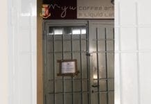 Più bevi e meno spendi: sospesa la licenza a un bar del centro storico