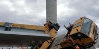 Nuovo ponte – Gru si ribalta nel cantiere del viadotto Polcevera, tre feriti