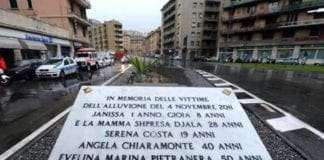 Genova ricorda l’alluvione del 4 novembre 2011 costata la vita a 6 persone lapide alluvione genova marassi
