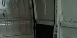 San Fruttuoso – Rimosse cataste di libri vicino al mercato, probabile deposito abusivo libri sequestrati