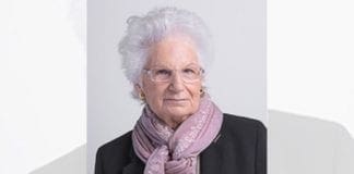 Liliana Segre, colpo di scena in Comune, passa la commissione contro odio razziale Liliana Segre, senatrice a vita