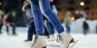 Genova, torna la pista di pattinaggio sul ghiaccio in piazza Martinez pattinaggio ghiaccio