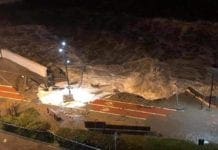 Maltempo in Liguria – Ora fa paura anche il mare, a Vado crolla la passeggiata vado Ligure passeggiata mareggiata