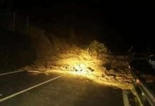 Maltempo a Genova – Frana a Vesima, Aurelia completamente bloccata Vesima frana Aurelia