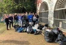 Giardini Baltimora, ancora volontari all’opera: 29 sacchi e 224 siringhe raccolte