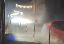 Ciclista investito da un’onda sulla strada a Nervi, ancora proteste – VIDEO ciclista investito da onda nervi