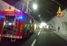 Incidente sull’Autostrada A12 Genova – Livorno, furgone blindato contro auto