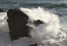 Maltempo in Liguria – Onde sino a 7 metri in mare e piogge intense mareggiata genova nervi