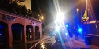 Sturla, incendio in un negozio di parrucchiere: si cerca il piromane – FOTO