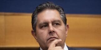 Shoah – Toti: Antisemitismo male da sradicare completamente giovanni Toti