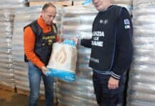 La Spezia – Sacchi di pellet con marchi falsi: maxi sequestro della Finanza