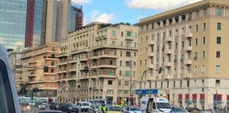 Foce – Incidente davanti alla Questura